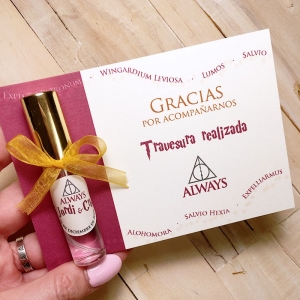 Miniatura de perfume con tarjeta Harry Potter