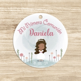 Etiqueta personalizada para los detalles de Mi Primera Comunión con muñeca para niñas